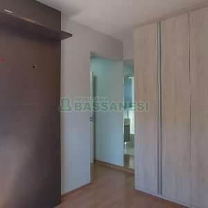 Apto Mobiliado com 63m², 2 dormitórios, 1 vaga, no bairro Petrópolis em Caxias do Sul para Alugar