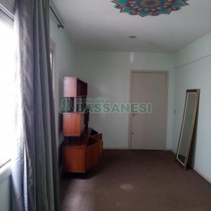 Apartamento, 2 dormitórios, no bairro São Pelegrino em Caxias do Sul para Comprar