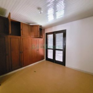 Casa com 360m², 3 dormitórios, 3 vagas, no bairro Marechal Floriano em Caxias do Sul para Alugar