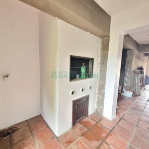 Casa com 360m², 3 dormitórios, 3 vagas, no bairro Marechal Floriano em Caxias do Sul para Alugar