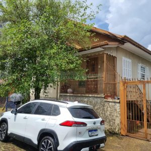 Casa com 200m², 3 dormitórios, no bairro Panazzolo em Caxias do Sul para Comprar