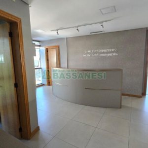 Sala com 72m², 1 vaga, no bairro Centro em Caxias do Sul para Comprar