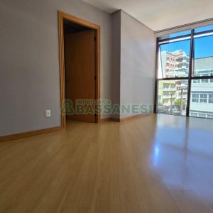 Sala com 72m², 1 vaga, no bairro Centro em Caxias do Sul para Comprar