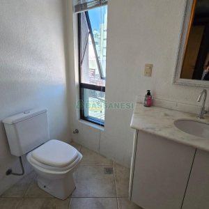 Sala com 72m², 1 vaga, no bairro Centro em Caxias do Sul para Comprar
