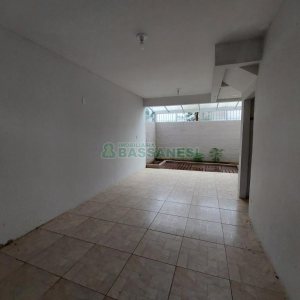 Sobrado com 89m², 2 dormitórios, no bairro São Luiz em Caxias do Sul para Comprar