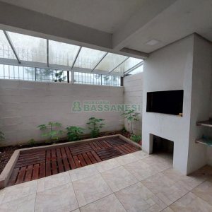 Sobrado com 89m², 2 dormitórios, no bairro São Luiz em Caxias do Sul para Comprar