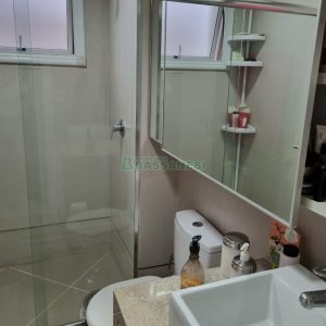 Apartamento com 233m², 3 dormitórios, 2 vagas, no bairro Santa Catarina em Caxias do Sul para Comprar