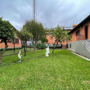 Casa com 260m², 3 dormitórios, 3 vagas, no bairro Interlagos em Caxias do Sul para Alugar