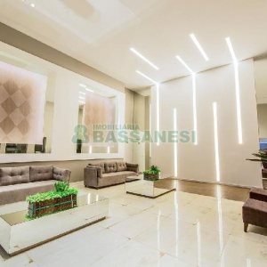 Apto Mobiliado com 45m², 1 dormitório, 1 vaga, no bairro Villagio Iguatemi em Caxias do Sul para Alugar