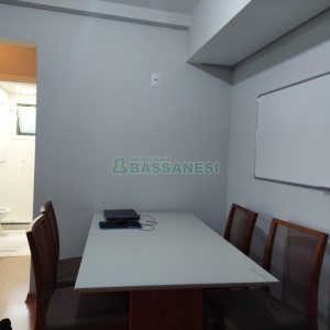 Apartamento com 63m², 2 dormitórios, 1 vaga, no bairro Petrópolis em Caxias do Sul para Comprar