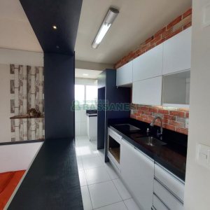 Apartamento com 65m², 2 dormitórios, 1 vaga, no bairro Santa Lúcia em Caxias do Sul para Comprar