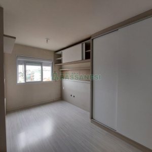 Apartamento com 65m², 2 dormitórios, 1 vaga, no bairro Santa Lúcia em Caxias do Sul para Comprar