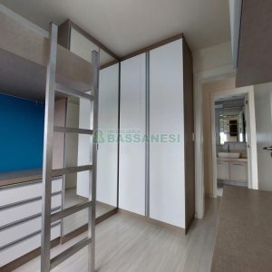 Apartamento com 65m², 2 dormitórios, 1 vaga, no bairro Santa Lúcia em Caxias do Sul para Comprar