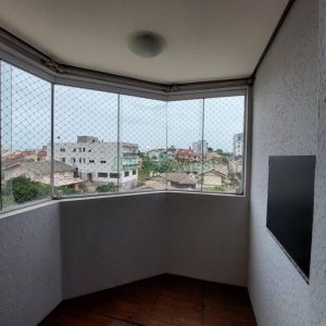 Apartamento com 65m², 2 dormitórios, 1 vaga, no bairro Santa Lúcia em Caxias do Sul para Comprar