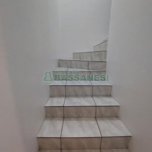 Sobrado com 92m², 2 dormitórios, 1 vaga, no bairro São Luiz em Caxias do Sul para Comprar