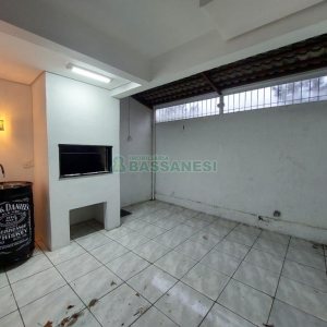 Sobrado com 92m², 2 dormitórios, 1 vaga, no bairro São Luiz em Caxias do Sul para Comprar