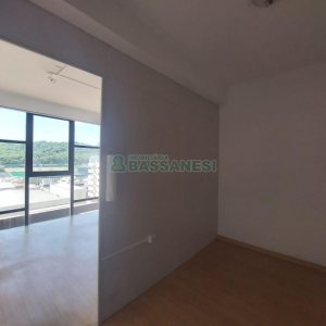 Sala com 30m², no bairro Centro em Caxias do Sul para Alugar