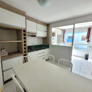 Apto Mobiliado com 38m², 1 dormitório, 1 vaga, no bairro Cruzeiro em Caxias do Sul para Comprar