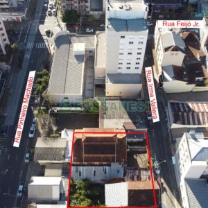 Terreno com 924m², no bairro São Pelegrino em Caxias do Sul para Comprar