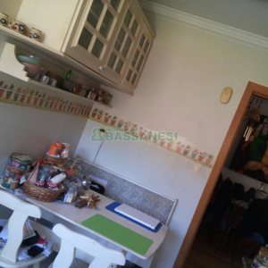 Apto Mobiliado com 95m², 3 dormitórios, 2 vagas, no bairro Rio Branco em Caxias do Sul para Comprar