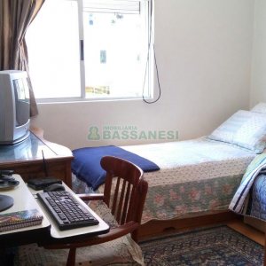 Apto Mobiliado com 95m², 3 dormitórios, 2 vagas, no bairro Rio Branco em Caxias do Sul para Comprar