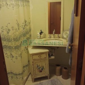 Apto Mobiliado com 95m², 3 dormitórios, 2 vagas, no bairro Rio Branco em Caxias do Sul para Comprar