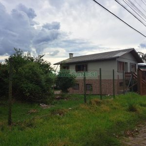 Terreno com 360m², no bairro Charqueadas em Caxias do Sul para Comprar