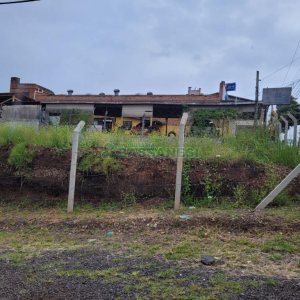 Terreno com 410m², no bairro Exposição em Caxias do Sul para Comprar