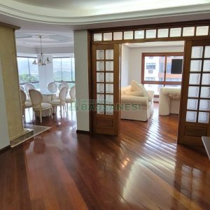 Apartamento com 221m², 3 dormitórios, 2 vagas, no bairro Jardim América em Caxias do Sul para Comprar