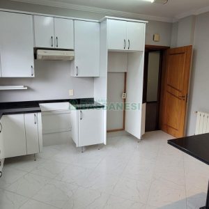 Apartamento com 221m², 3 dormitórios, 2 vagas, no bairro Jardim América em Caxias do Sul para Comprar
