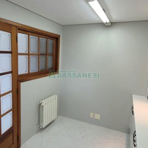 Apartamento com 221m², 3 dormitórios, 2 vagas, no bairro Jardim América em Caxias do Sul para Comprar