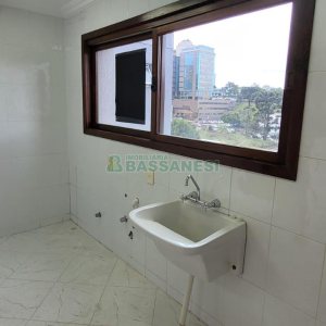 Apartamento com 221m², 3 dormitórios, 2 vagas, no bairro Jardim América em Caxias do Sul para Comprar