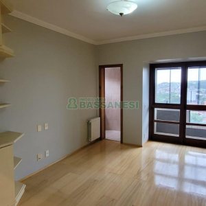 Apartamento com 221m², 3 dormitórios, 2 vagas, no bairro Jardim América em Caxias do Sul para Comprar
