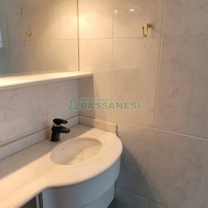 Apartamento com 221m², 3 dormitórios, 2 vagas, no bairro Jardim América em Caxias do Sul para Comprar