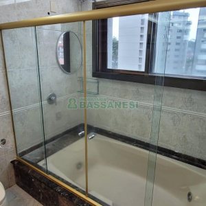 Apartamento com 221m², 3 dormitórios, 2 vagas, no bairro Jardim América em Caxias do Sul para Comprar