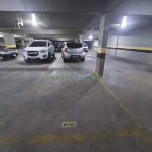 Apartamento com 42m², 1 dormitório, 2 vagas, no bairro Petrópolis em Caxias do Sul para Alugar