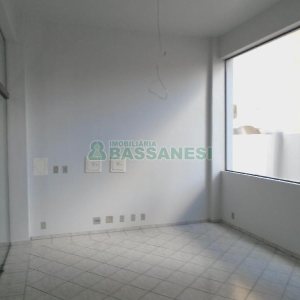 Loja com 40m², no bairro Centro em Caxias do Sul para Alugar