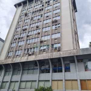 Sala com 33m², no bairro Centro em Caxias do Sul para Alugar ou Comprar