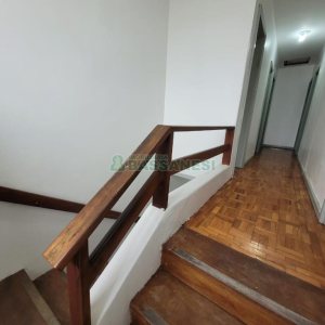 Casa com 200m², 5 dormitórios, 2 vagas, no bairro Marechal Floriano em Caxias do Sul para Comprar