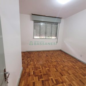Casa com 200m², 5 dormitórios, 2 vagas, no bairro Marechal Floriano em Caxias do Sul para Comprar