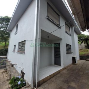 Casa com 200m², 5 dormitórios, 2 vagas, no bairro Marechal Floriano em Caxias do Sul para Comprar