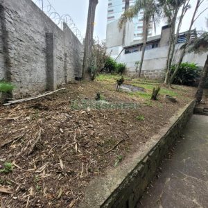 Casa com 200m², 5 dormitórios, 2 vagas, no bairro Marechal Floriano em Caxias do Sul para Comprar