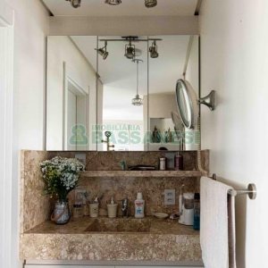 Apartamento com 58m², 1 dormitório, 1 vaga, no bairro Centro em Caxias do Sul para Comprar