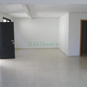 Sala com 32m², no bairro Rio Branco em Caxias do Sul para Alugar