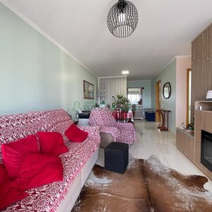 Apto Mobiliado com 114m², 3 dormitórios, 2 vagas, no bairro Universitário em Caxias do Sul para Alugar