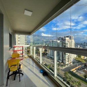 Apto Mobiliado com 114m², 3 dormitórios, 2 vagas, no bairro Universitário em Caxias do Sul para Alugar