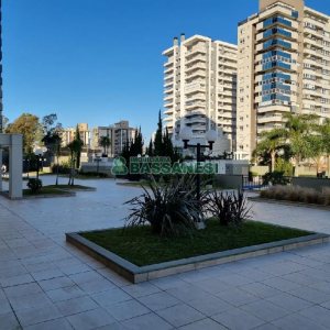 Apto Mobiliado com 114m², 3 dormitórios, 2 vagas, no bairro Universitário em Caxias do Sul para Alugar