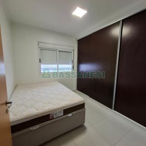 Apto Mobiliado com 115m², 3 dormitórios, 2 vagas, no bairro Universitário em Caxias do Sul para Alugar