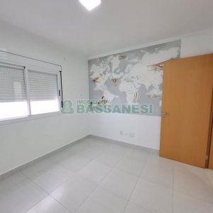 Apto Mobiliado com 115m², 3 dormitórios, 2 vagas, no bairro Universitário em Caxias do Sul para Alugar
