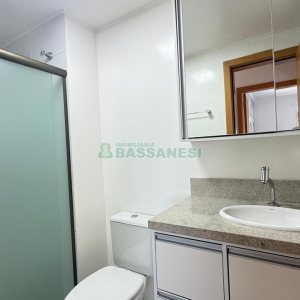 Apto Mobiliado com 115m², 3 dormitórios, 2 vagas, no bairro Universitário em Caxias do Sul para Alugar